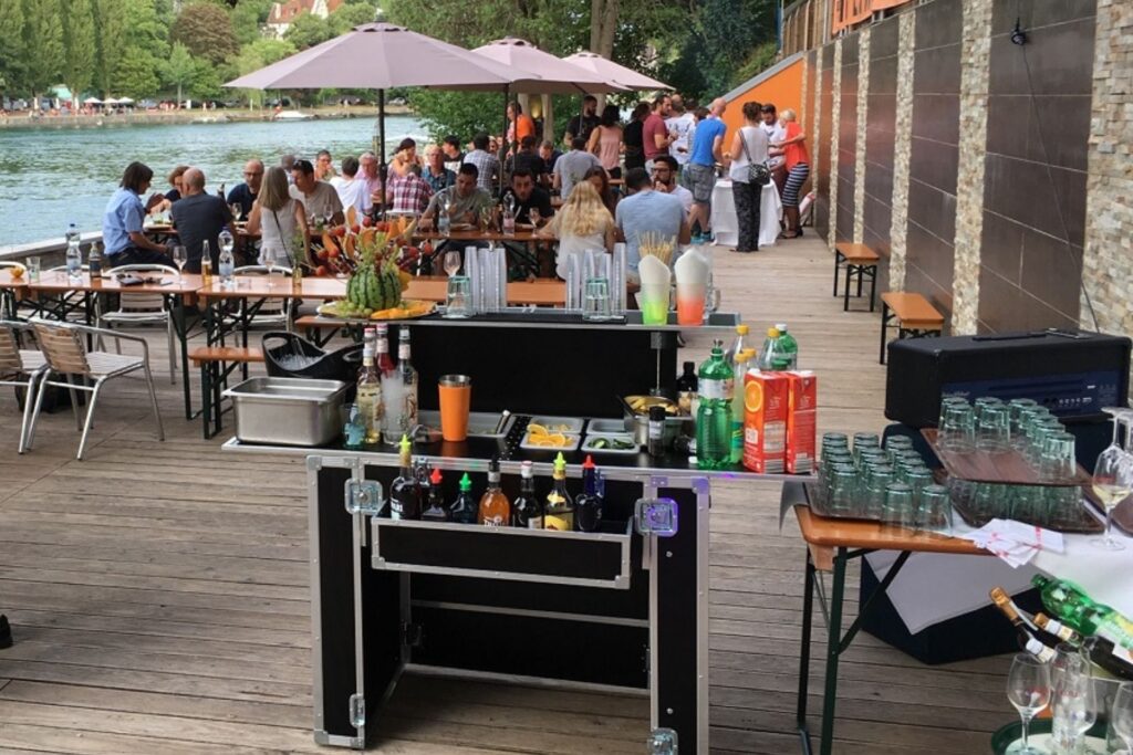 Mobile Bar bei Firmenfeier
